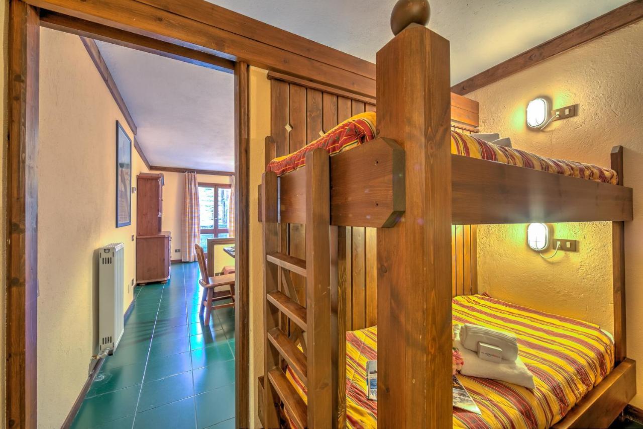 Grange Hike & Ski Sestriere Apartments Екстериор снимка