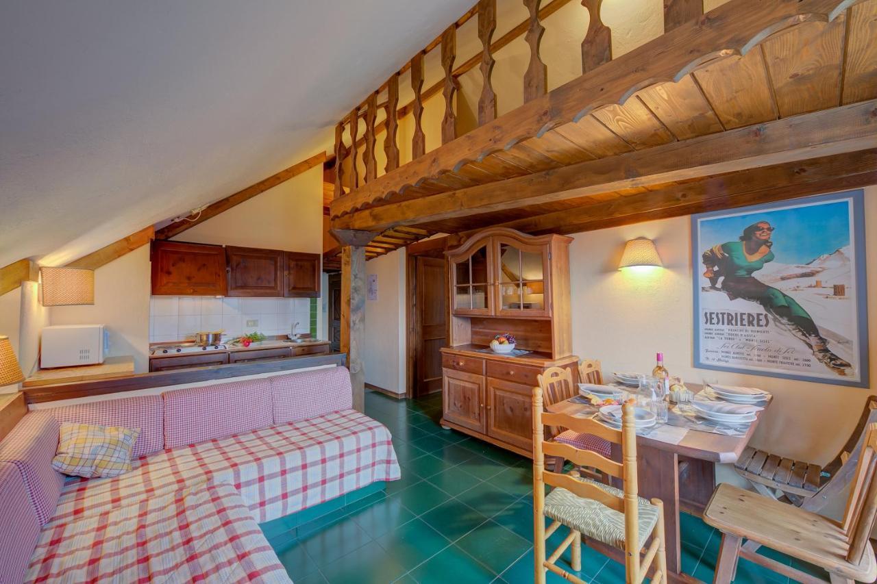 Grange Hike & Ski Sestriere Apartments Екстериор снимка