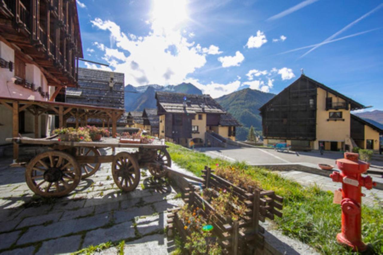 Grange Hike & Ski Sestriere Apartments Екстериор снимка