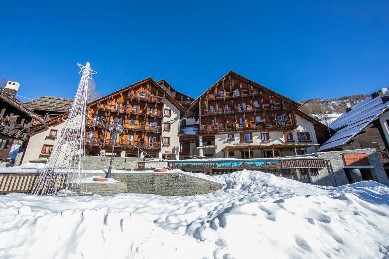 Grange Hike & Ski Sestriere Apartments Екстериор снимка