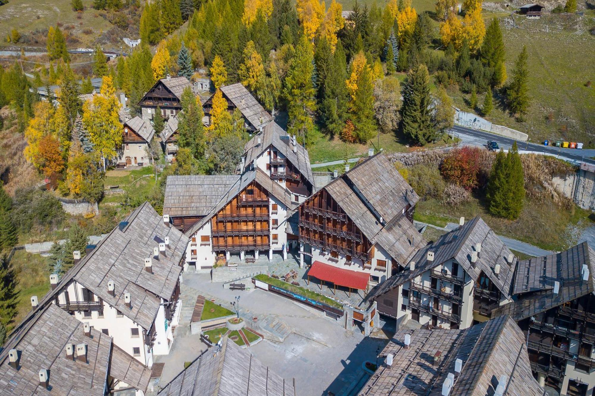 Grange Hike & Ski Sestriere Apartments Екстериор снимка