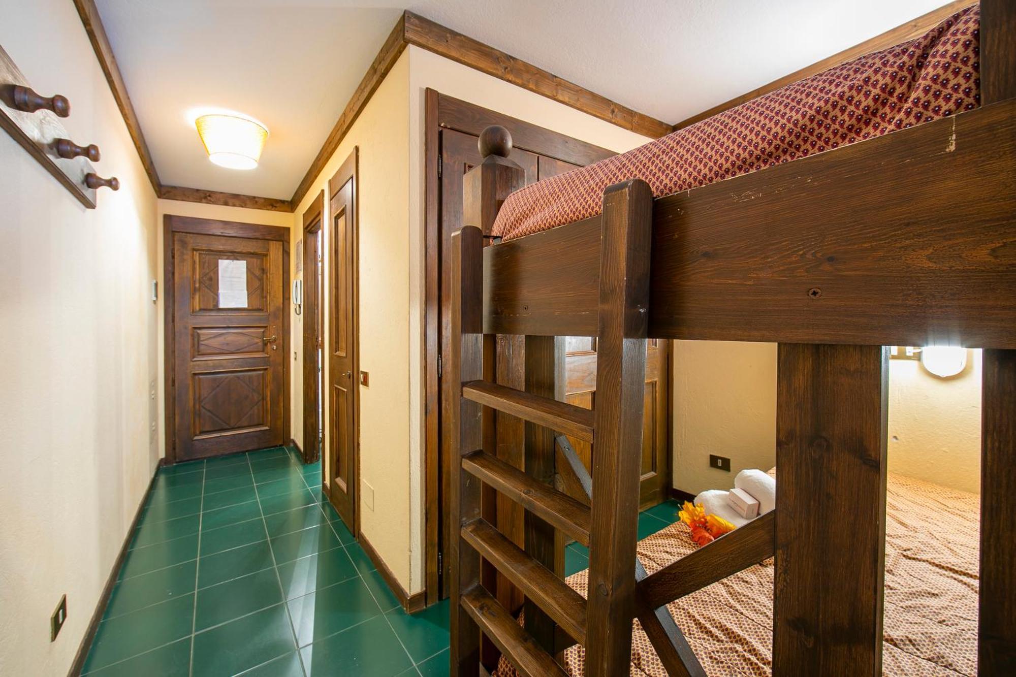 Grange Hike & Ski Sestriere Apartments Екстериор снимка